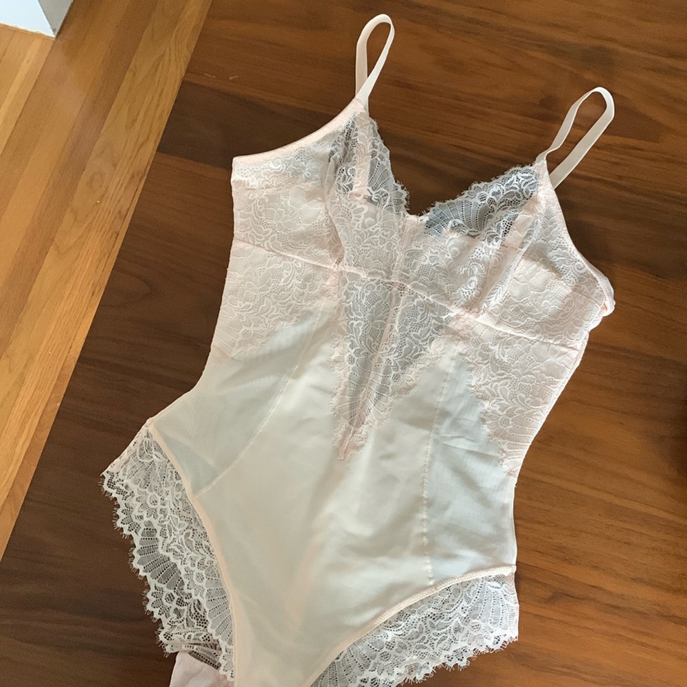 New Pinsy sheer sculpting lace bodysuit lingerie 1x